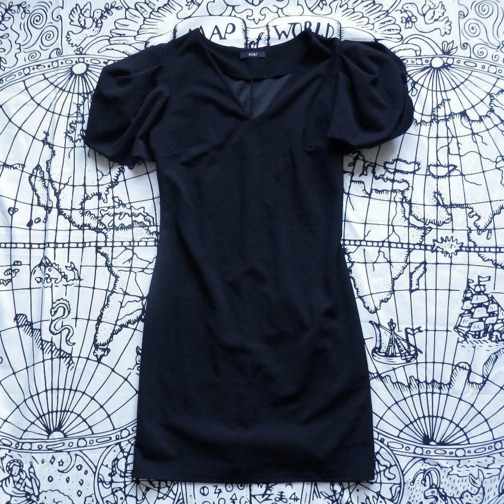 Zuiki || Puff Sleeve Little Black Dress